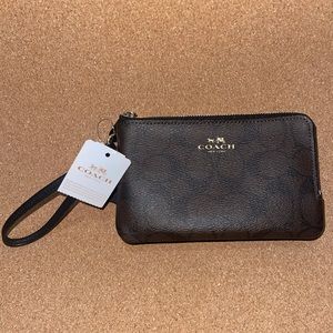 Double Corner Zip Wristlet In Signature Canvas BRAND NEW w/ tags